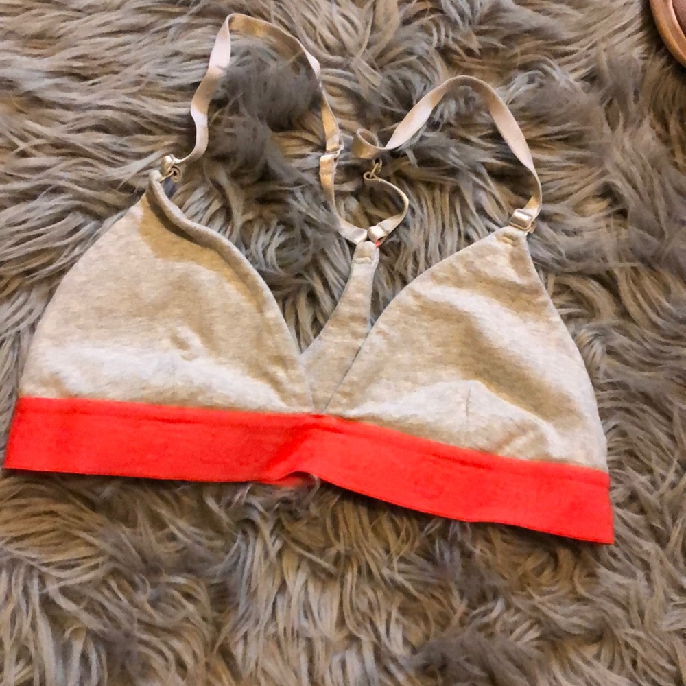 Lululemon bra